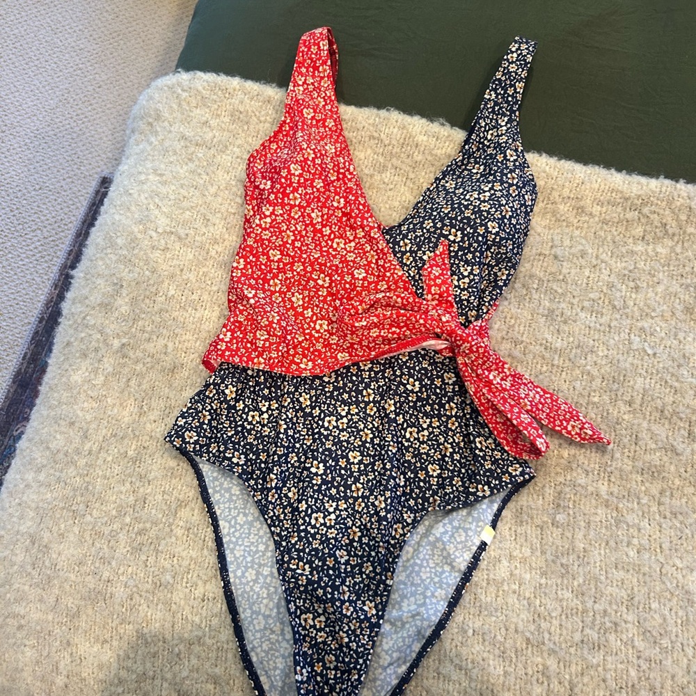 Summersalt Perfect Wrap One-Piece Swim